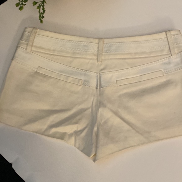 Guess Marciano Size 2 Shorts - Picture 5 of 6